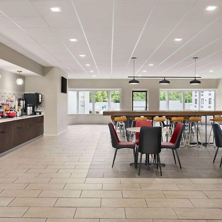 Ramada By Wyndham Allentown Bethlehem Zewnętrze zdjęcie