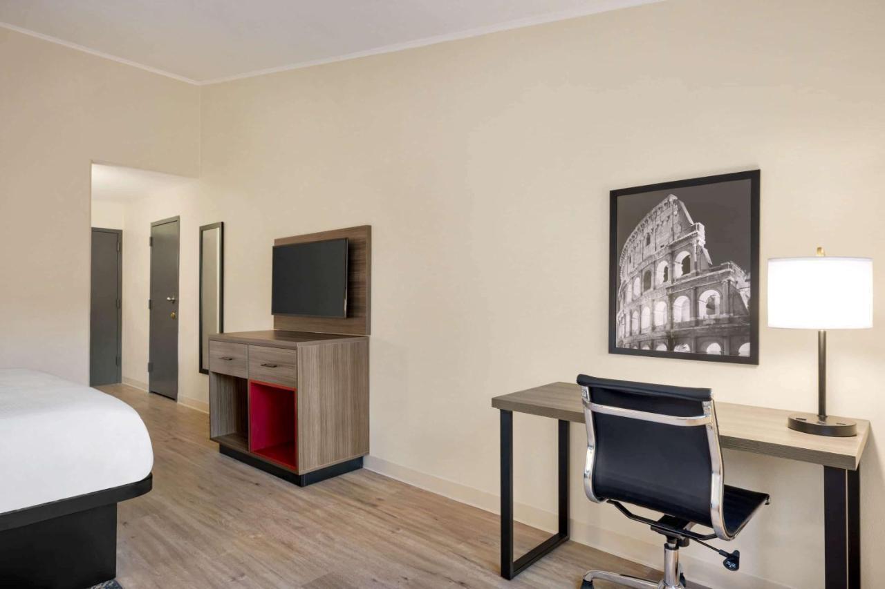Ramada By Wyndham Allentown Bethlehem Zewnętrze zdjęcie