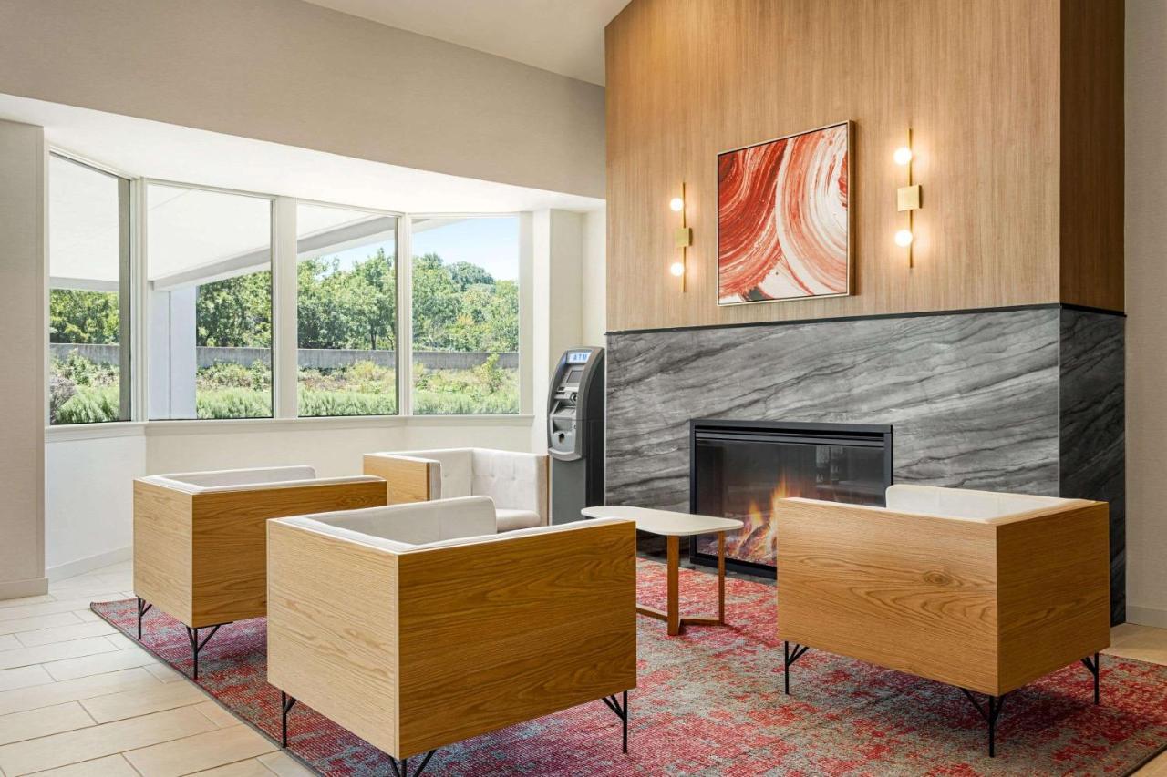 Ramada By Wyndham Allentown Bethlehem Zewnętrze zdjęcie