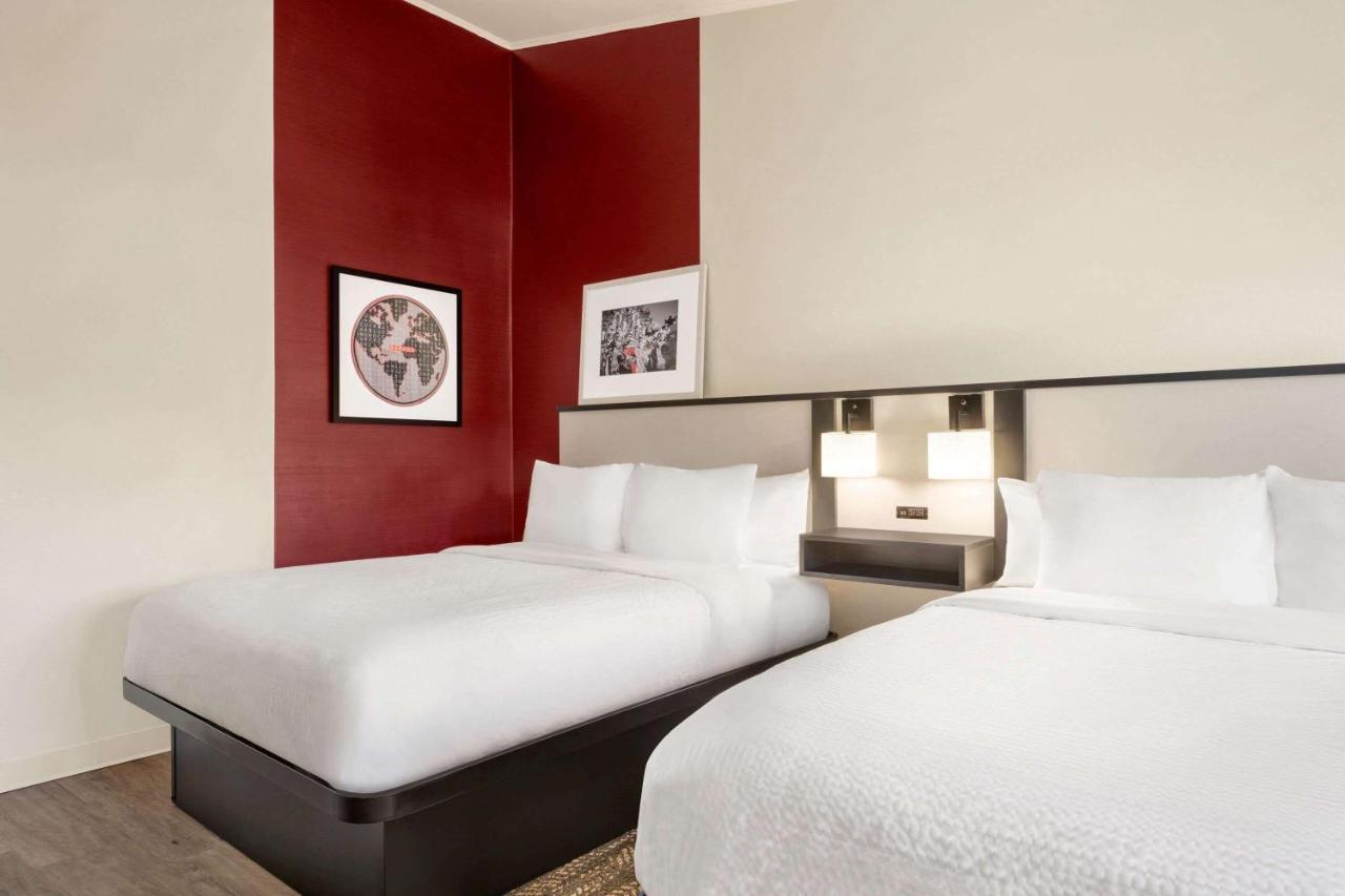 Ramada By Wyndham Allentown Bethlehem Zewnętrze zdjęcie