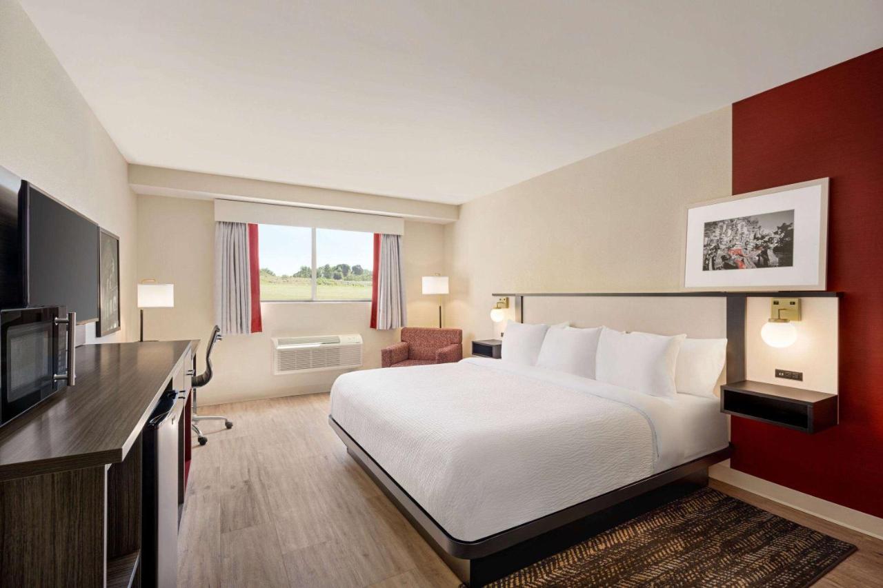 Ramada By Wyndham Allentown Bethlehem Zewnętrze zdjęcie